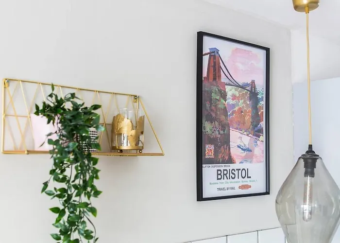 Sleek Stylish House 2 Parking - Hot Tub Apartman Bristol