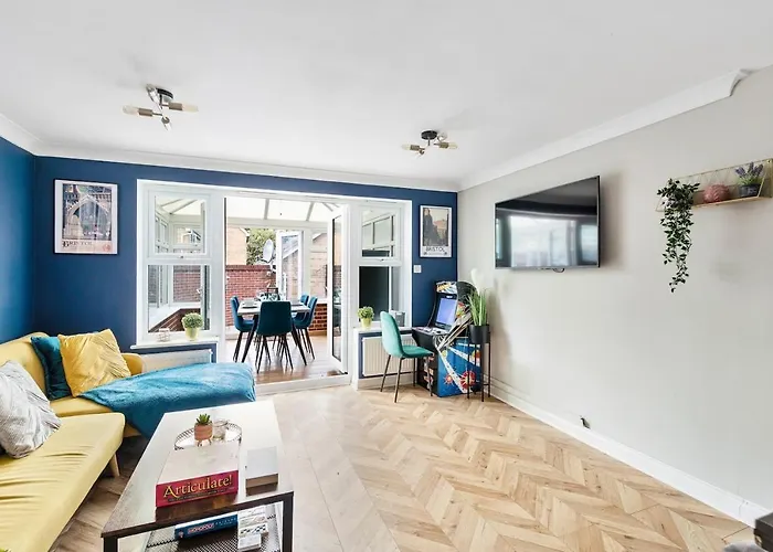 Apartament Sleek Stylish House 2 Parking - Hot Tub *